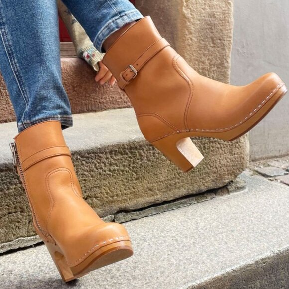 NWOT Swedish Hasbeens Jodhpur Bootie Sz 9 - Picture 1 of 11